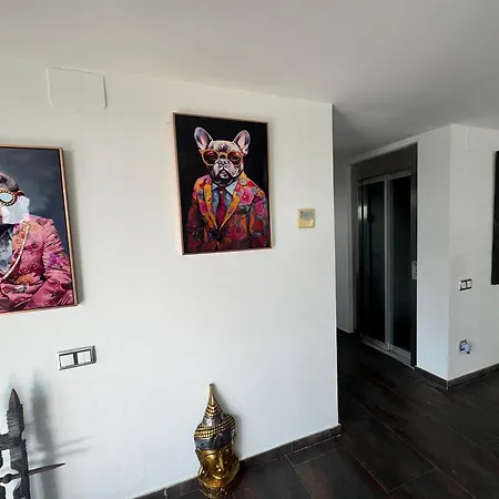 Holidaysitges Villa *