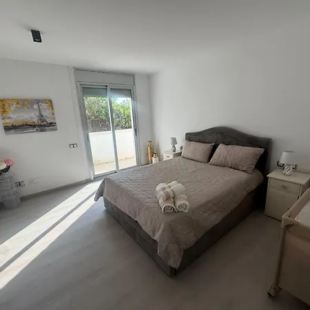 Holidaysitges Villa